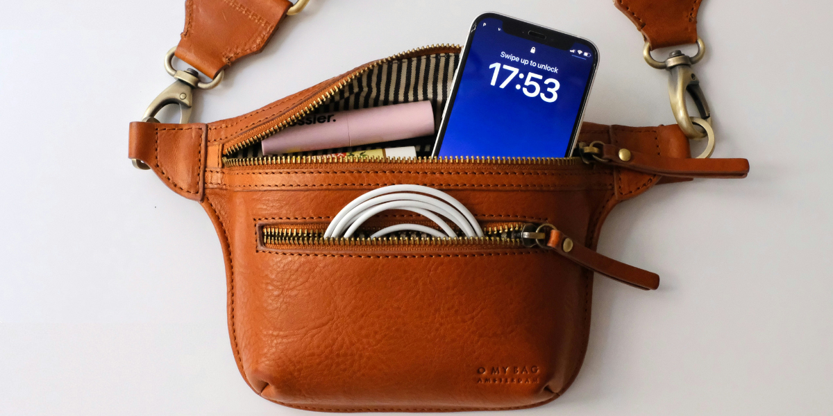 Tendances automne-hiver : le retour du sac banane oversize